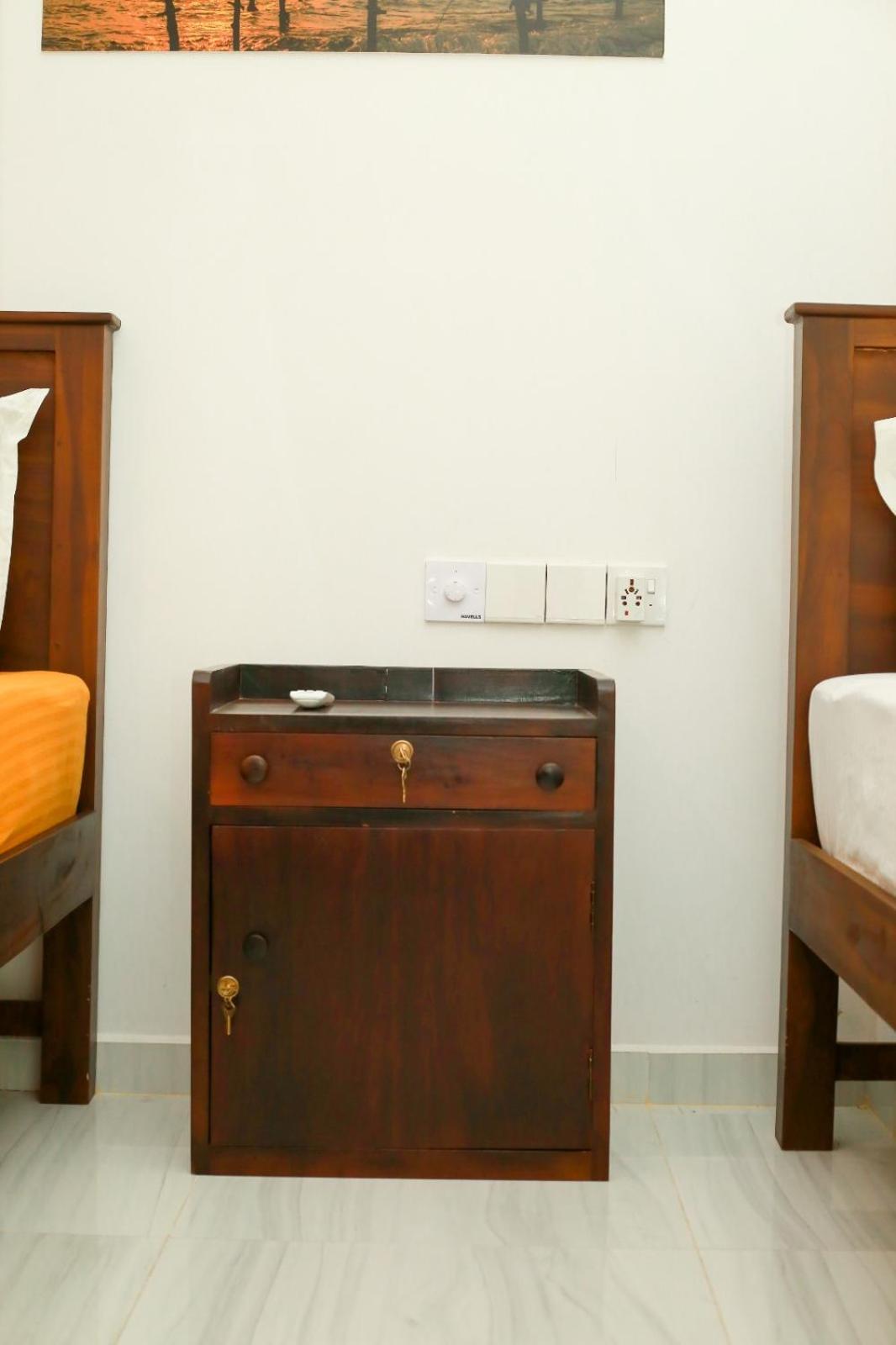 Relax Beach Resort Weligama Eksteriør billede
