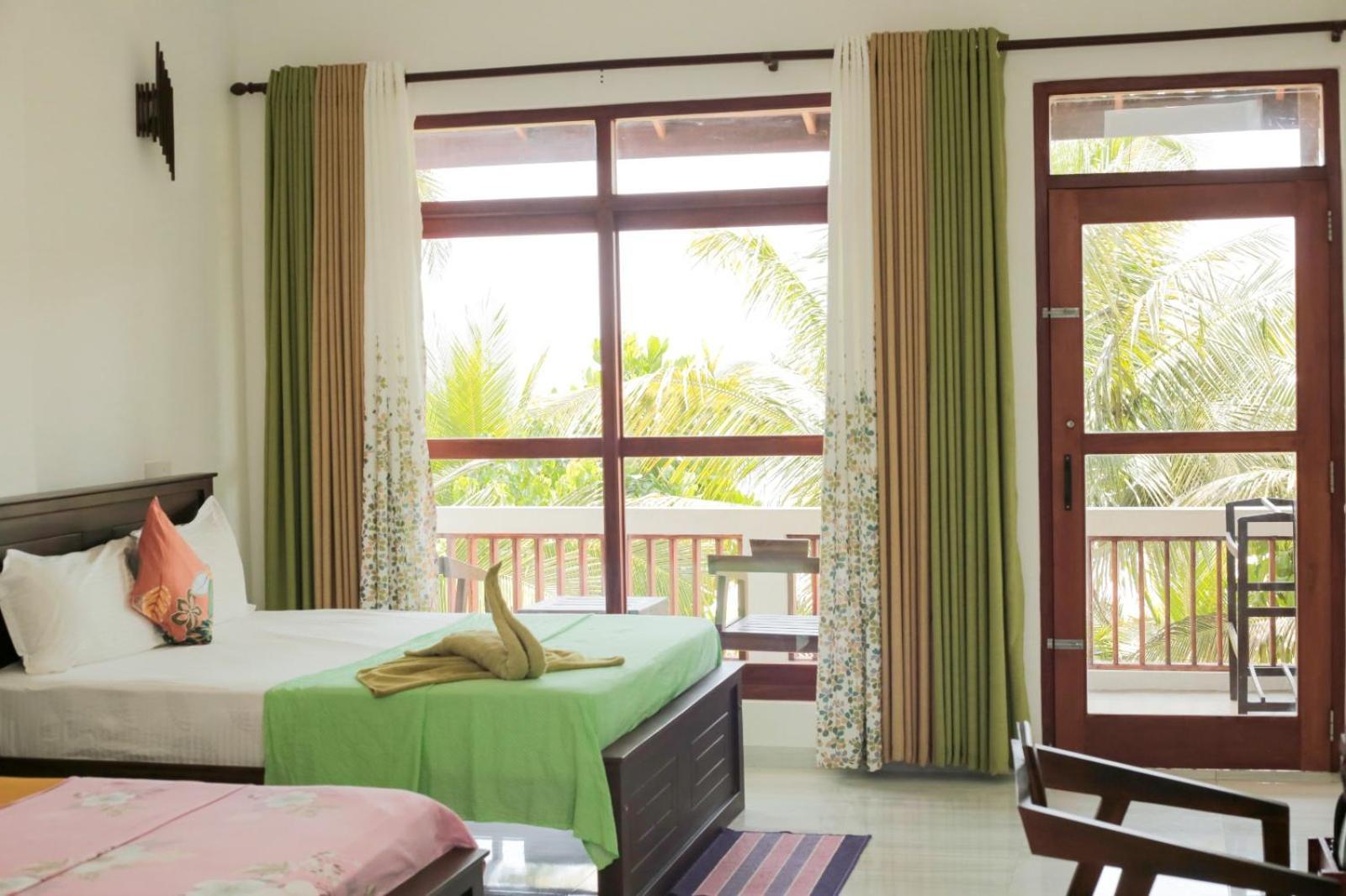 Relax Beach Resort Weligama Eksteriør billede