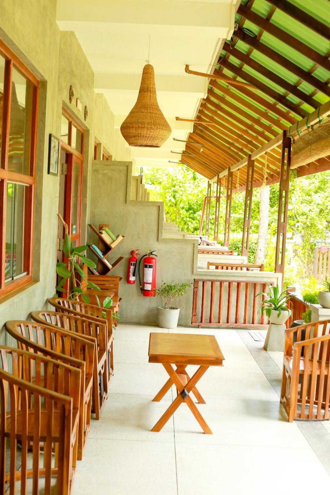 Relax Beach Resort Weligama Eksteriør billede