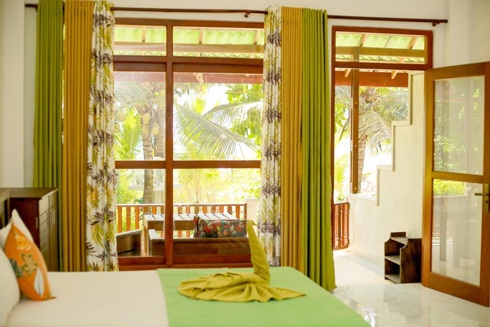 Relax Beach Resort Weligama Eksteriør billede
