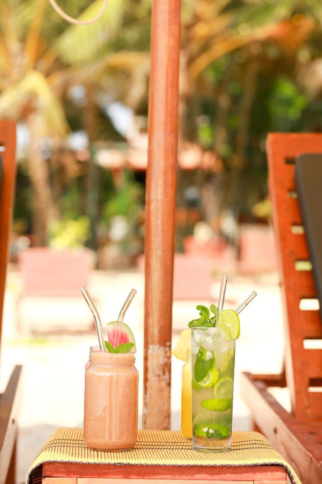 Relax Beach Resort Weligama Eksteriør billede